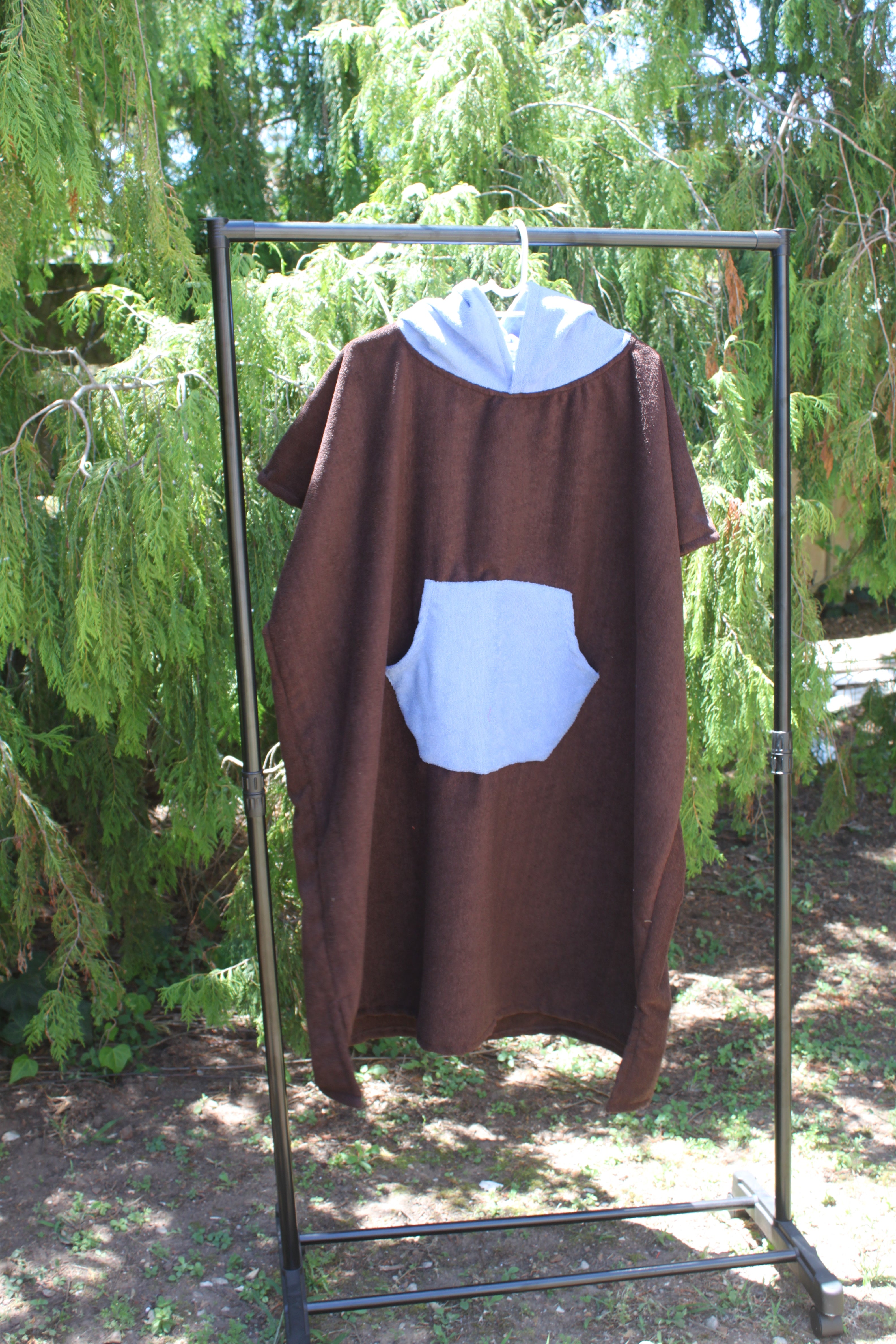Adult Towel Poncho: Brown with light blue pocket